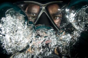 Read more about the article Gopro Dive Housing | The Spec, The Value, The Risk – REVIEW from a Scuba Diver